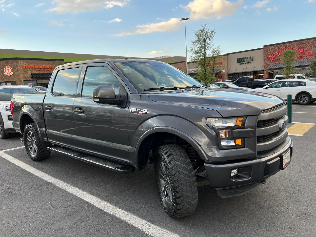 GANA FORD F-150 Doble Cabina